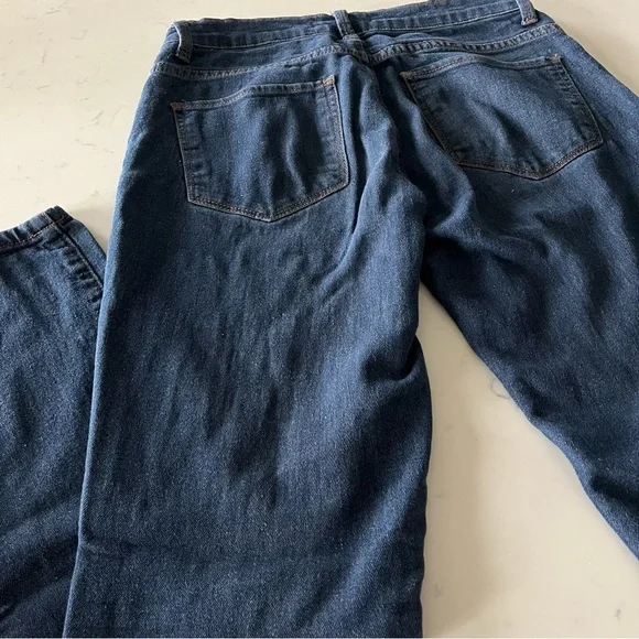 Forever 21 Women’s Medium Waist Dark Blue Non-Stretch Cigarette Jeans Size 27 - Picture 3 of 9